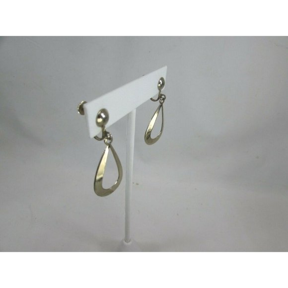 Vintage Tear Drop Dangle Clip On Earrings Gold Tone 51768 Goldtone Teardrop - Picture 2 of 3